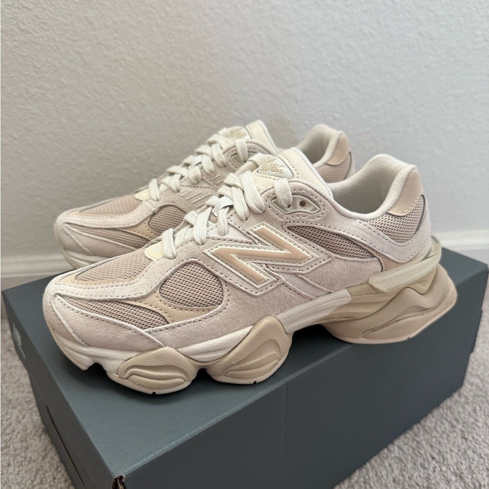 New Balance Women's Beige Sneakers